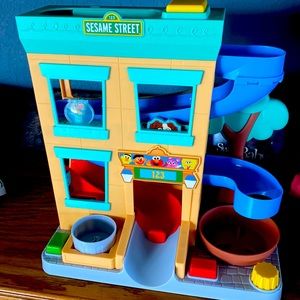Sesame Street ball play set